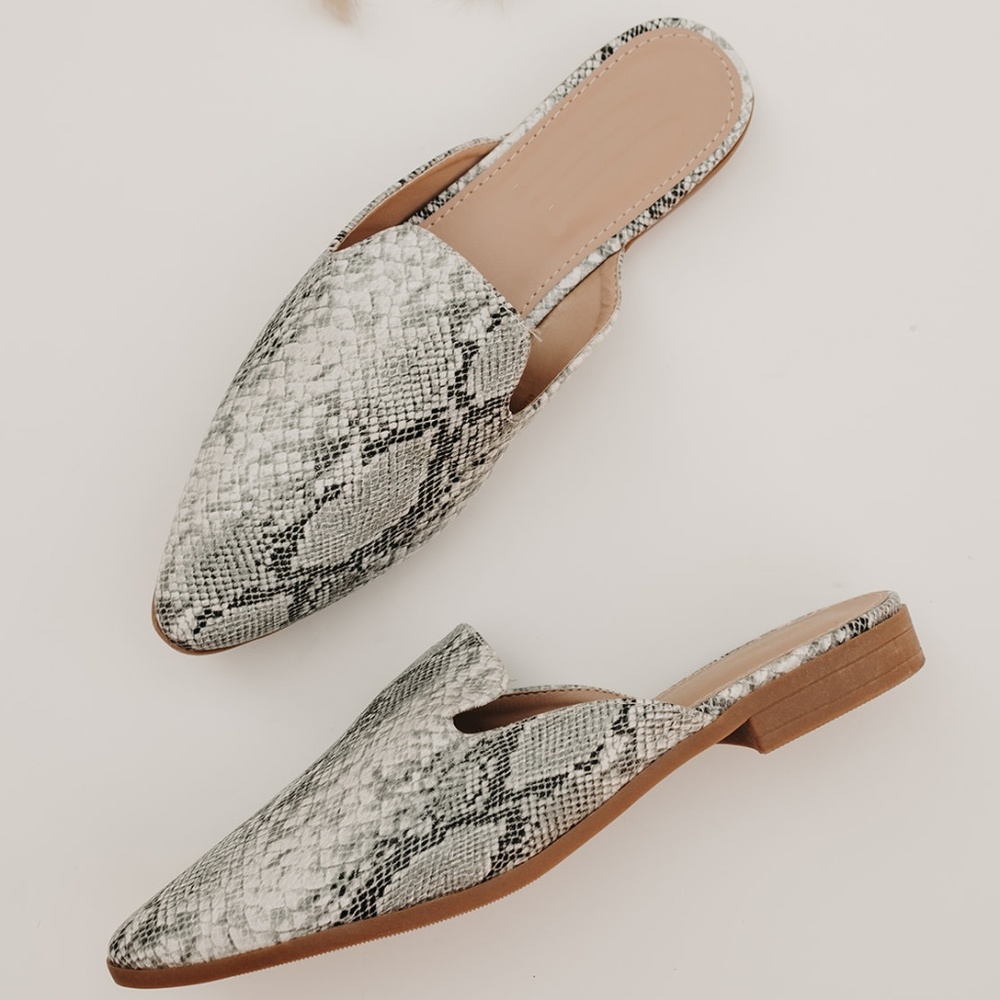 SNAKESKIN FLAT MULES - Picture 3 of 5